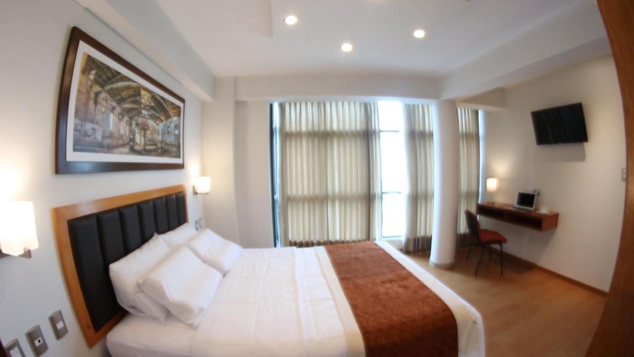 Hotel Ottavis Чиклайо Экстерьер фото